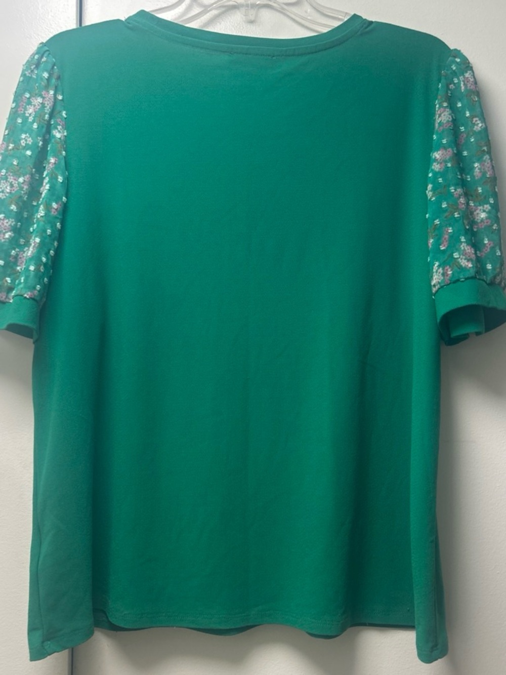 CeCe Emerald Green Tee with Floral Puff Sleeves - Picture 2 of 8